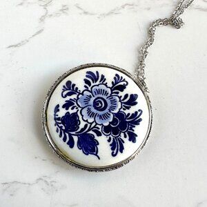 Delft Blue Reversible Pendant Necklace 20" Chain Silver Tone Floral & Sailboat